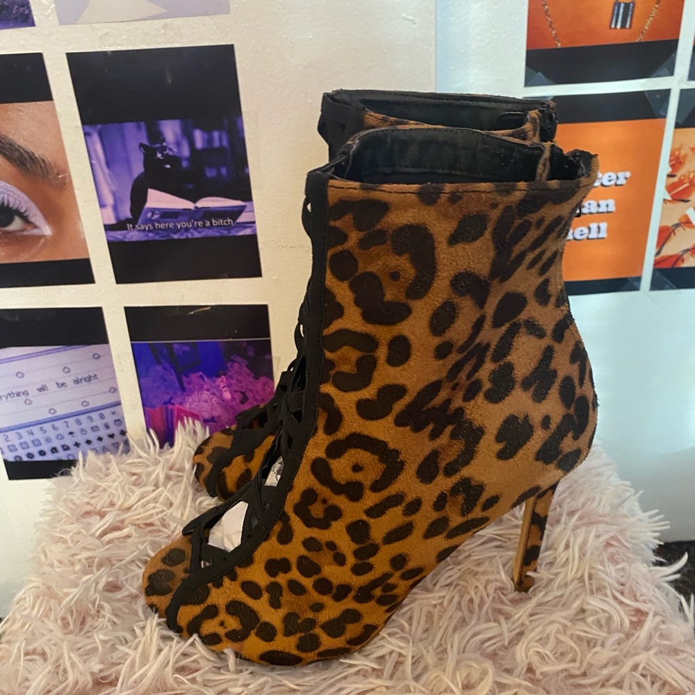 Cheetah Print Boots 🖤